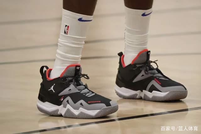 以球为媒促文体旅融合 200余名匹克球好手上演精彩对决