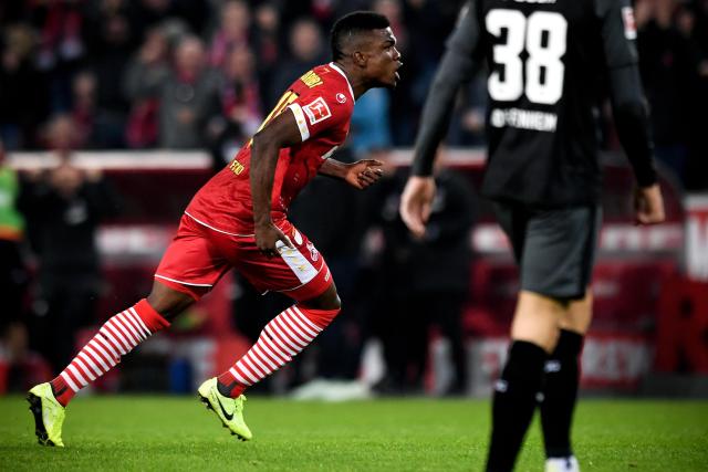 范子铭27+11首钢负福建 孙铭徽17分广厦胜同曦